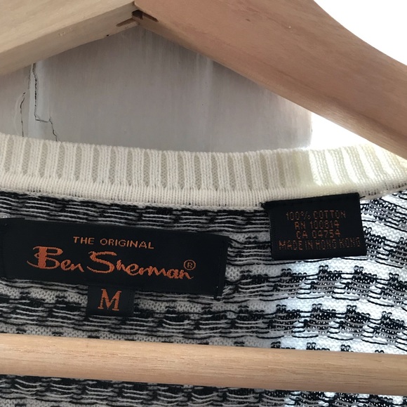 Ben Sherman V- neck sweater - Picture 2 of 3